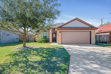 Two Bedroom PLUS a Study! Pristine home and a wonderful floor - photo 30