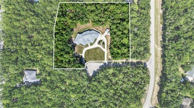 One-of-a-kind estate offering exceptional space, character and - photo 4