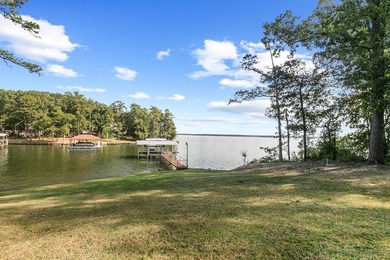 Stunning Lakefront Luxury Home with Pool, Dock, and Breathtaking - photo 57