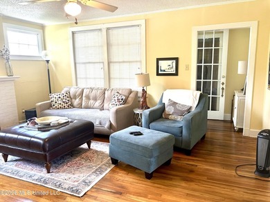 Adorable cozy bungalow in the heart of Biloxi. It's steps away - photo 6