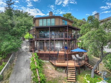 Lake Home For Sale in Canyon Lake, Texas