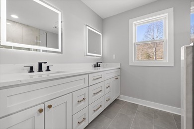 Crafted with an eye for refinement, this newly constructed home - photo 35