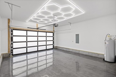 Crafted with an eye for refinement, this newly constructed home - photo 44