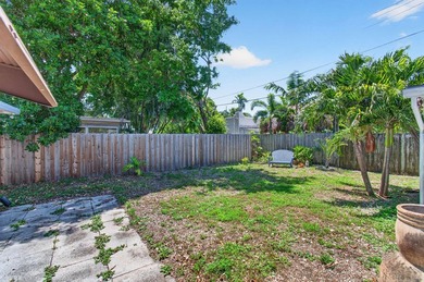 Nestled in the heart of College Park, this charming 2 bedroom, 2 - photo 44