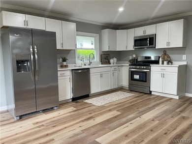 Fully Remodeled Brick Ranch in the Town of Tonawanda This - photo 11