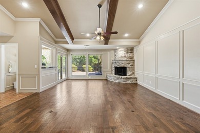 Amazing custom home! Located in the coveted Seis Lagos - photo 11