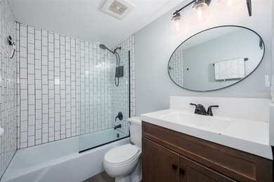 This newly renovated 1-bedroom, 1-bath condo offers modern - photo 14
