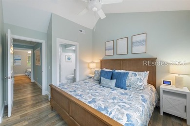 Turnkey, fully furnished 2BR/2.5BA Tanglewood townhome with - photo 24
