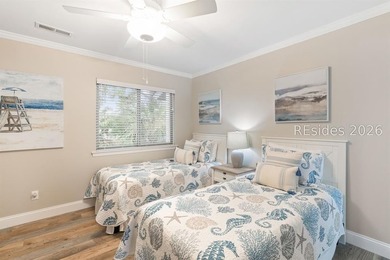 Turnkey, fully furnished 2BR/2.5BA Tanglewood townhome with - photo 27
