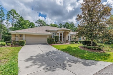 EXQUISTIE FLORIDA LIVING ABOUNDS IN THIS INVITING 3/2/2 WITH DEN - photo 41