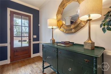 Welcome to 1405 Evergreen Park, a beautifully appointed estate - photo 4