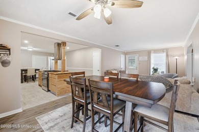 Welcome home to this beautifully updated 4-bedroom, 2-bath home - photo 7