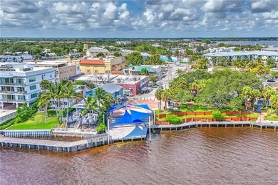 Gorgeous 4 Bedroom 3 bath home in historic area of Stuart. Key - photo 8