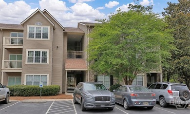 Enjoy resort-style coastal living in the gated waterfront - photo 3
