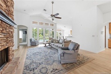 The Cottages of Hobe Sound is a gated community with tennis - photo 9