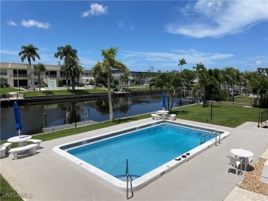 Cape Coral Lakes Area Condo For Sale in Cape Coral Florida