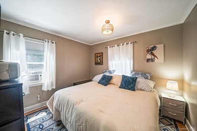 Welcome to this charming, beautifully updated Ranch featuring 2 - photo 11