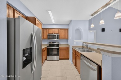 Welcome to Unit 1032 at Montreux at Deerwood Lake! A gated - photo 12