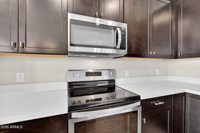 Immaculate move-in ready end-unit condo with 2 beds, 2 baths - photo 13