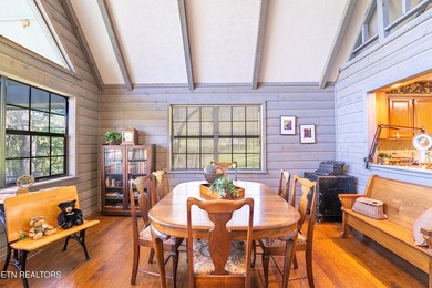 RIVERFRONT RETREAT with almost 13 acres, 300+ Feet of Clinch - photo 13