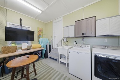 Welcome to this charming, beautifully updated Ranch featuring 2 - photo 17
