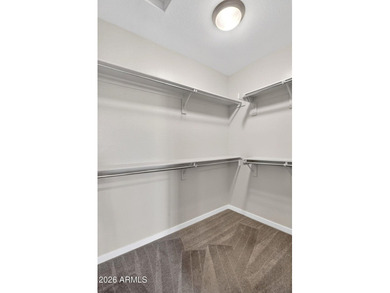 Immaculate move-in ready end-unit condo with 2 beds, 2 baths - photo 23