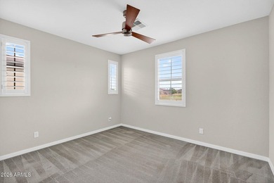 Immaculate move-in ready end-unit condo with 2 beds, 2 baths - photo 24
