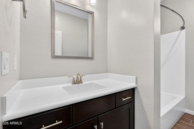 Immaculate move-in ready end-unit condo with 2 beds, 2 baths - photo 26
