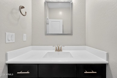 Immaculate move-in ready end-unit condo with 2 beds, 2 baths - photo 27