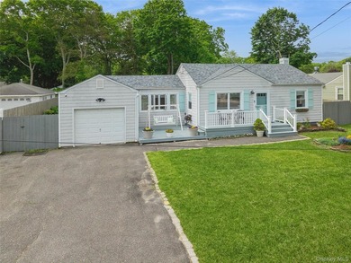 Welcome to this charming, beautifully updated Ranch featuring 2 - photo 29
