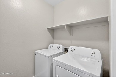 Immaculate move-in ready end-unit condo with 2 beds, 2 baths - photo 30