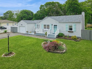 Welcome to this charming, beautifully updated Ranch featuring 2 - photo 31