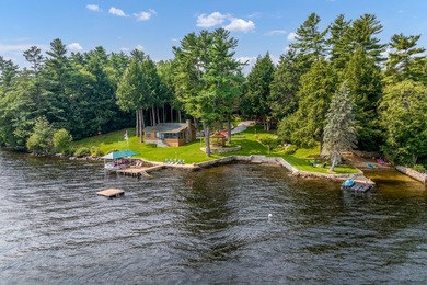 Privately nestled on over 7 acres of dramatic, unspoiled - photo 1