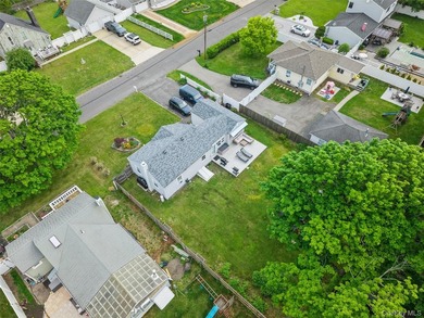 Welcome to this charming, beautifully updated Ranch featuring 2 - photo 34