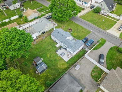 Welcome to this charming, beautifully updated Ranch featuring 2 - photo 35