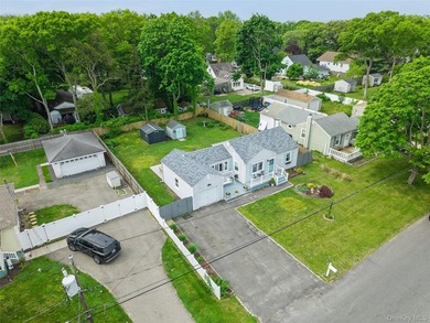 Welcome to this charming, beautifully updated Ranch featuring 2 - photo 36