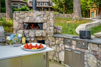 Privately nestled on over 7 acres of dramatic, unspoiled - photo 7