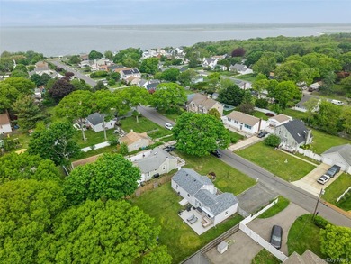 Welcome to this charming, beautifully updated Ranch featuring 2 - photo 38