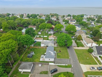 Welcome to this charming, beautifully updated Ranch featuring 2 - photo 39