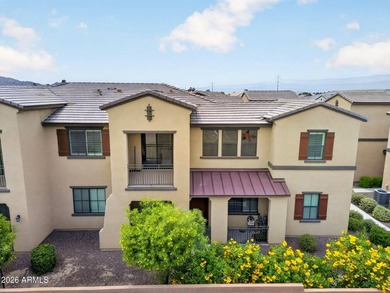 Immaculate move-in ready end-unit condo with 2 beds, 2 baths - photo 42