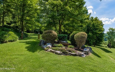 RIVERFRONT RETREAT with almost 13 acres, 300+ Feet of Clinch - photo 45