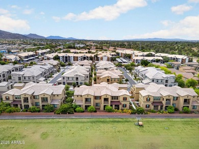 Immaculate move-in ready end-unit condo with 2 beds, 2 baths - photo 48