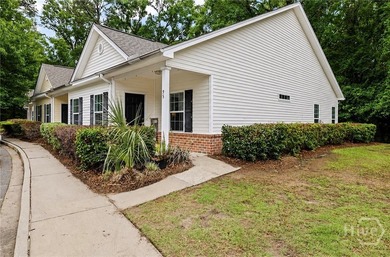 Welcome to 95 Falkland Avenue in Highlands Crossing! This - photo 2