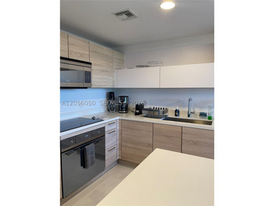 Welcome to The Harbour, one of North Miami Beach's premier - photo 5