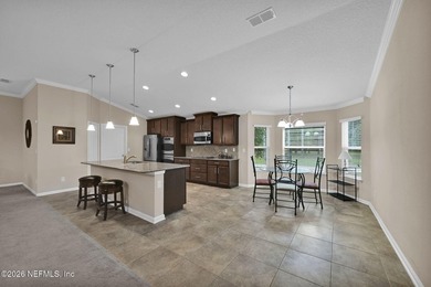 Discover the perfect blend of space, flexibility, and location - photo 8