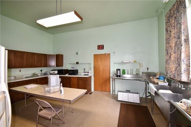 This expansive 10,000+ square foot property offers a unique - photo 23