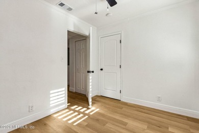 Beautifully renovated ORTEGA FOREST GEM!! Welcome to your fully - photo 38