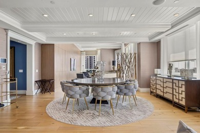 Rise Above it All! This Grand Penthouse is perched on the SE - photo 4