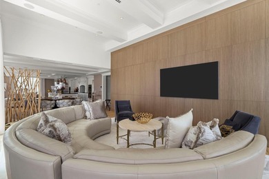 Rise Above it All! This Grand Penthouse is perched on the SE - photo 8