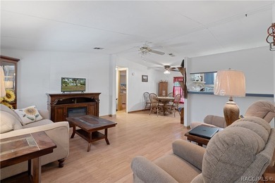 Welcome home to this charming and well-maintained 3-bedroom - photo 4
